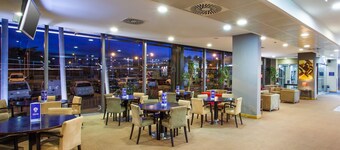 Holiday Inn Express Lisbon - Oeiras by IHG