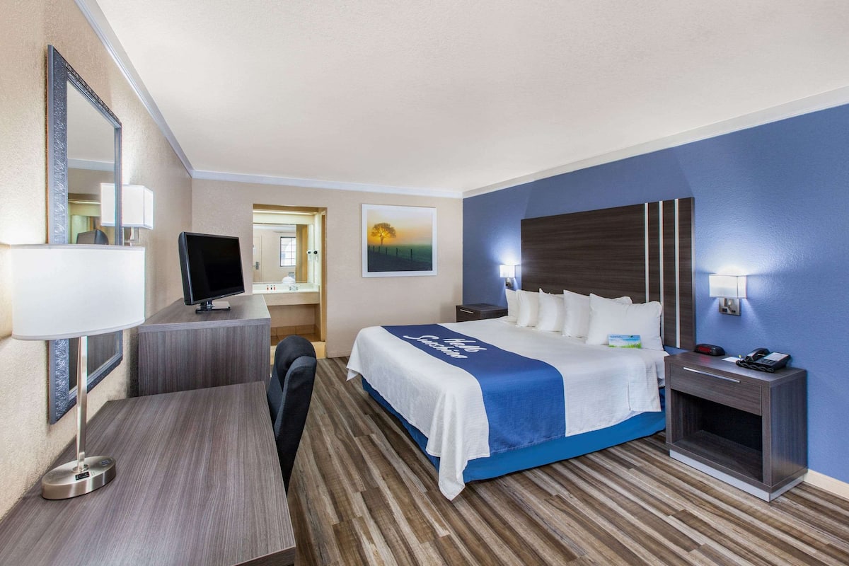 In-room safe, desk, blackout curtains, iron/ironing board
