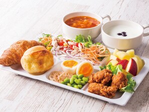 Food and drink - Comfort Hotel Sapporo (Sapporo)