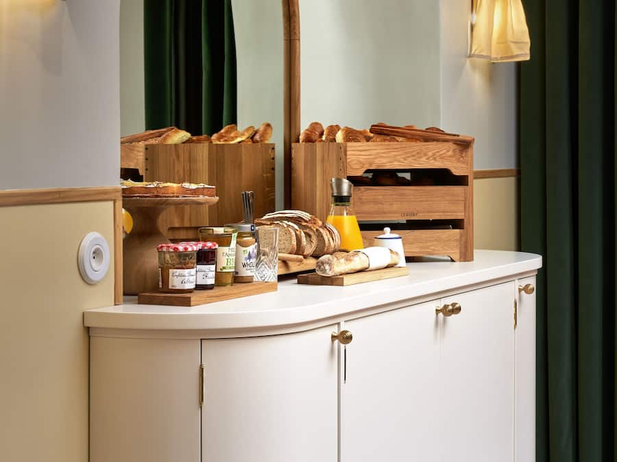 Daily buffet breakfast (EUR 22.00 per person)