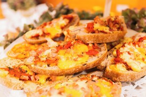 Breakfast buffet - BIO Hotel - Hotel Quinta da Serra (Camara de Lobos)