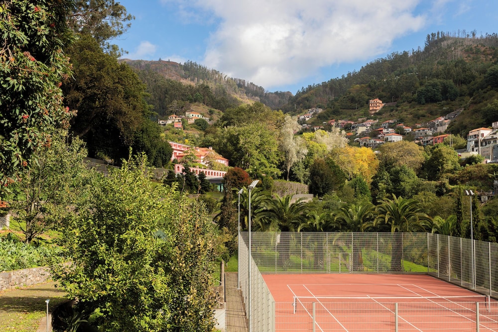 Hotel Quinta da Serra by null