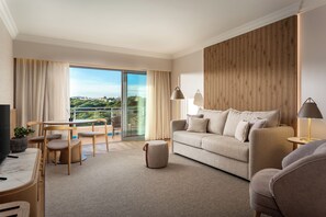 Suite, Resort View | Living area