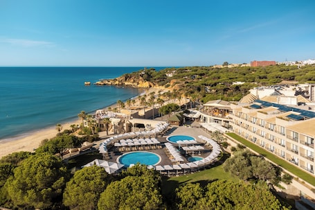 Vista aérea. Grande Real Santa Eulalia Resort