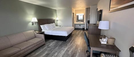 Chambre Standard, 1 très grand lit et 1 canapé-lit, non-fumeur