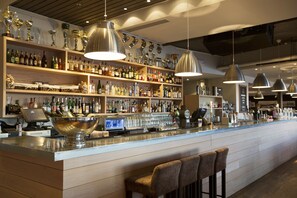 Bar (on property) - Tott Hotel Åre (Are)