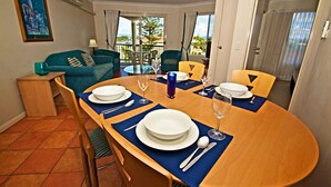 Unclassified image, 2 of 29, button - Sunset Island Resort (Surfers Paradise)