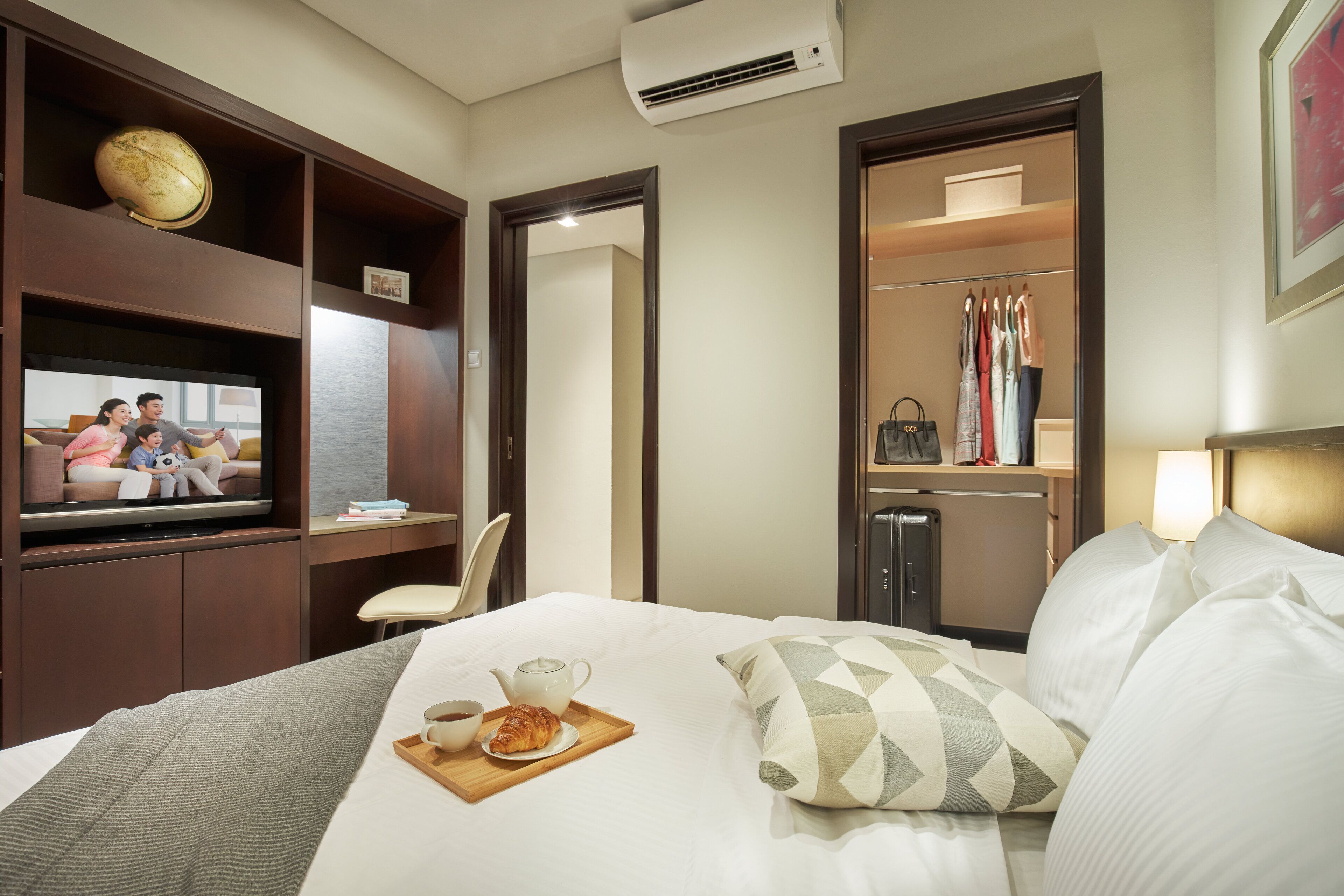 1 Schlafzimmer, Zimmersafe, Schreibtisch, schallisolierte Zimmer