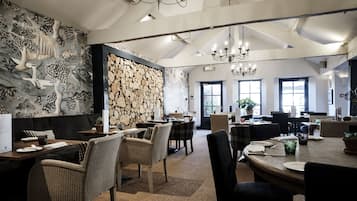 Frühstück, Mittagessen, Abendessen, britische Küche