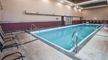 Indendørs pool