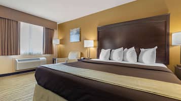 In-room safe, desk, laptop workspace, iron/ironing board