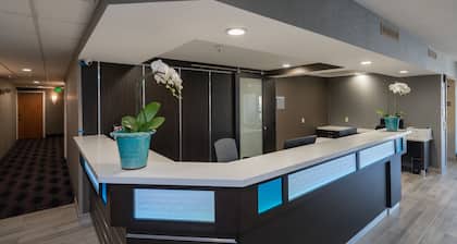 Hotel Aura SFO