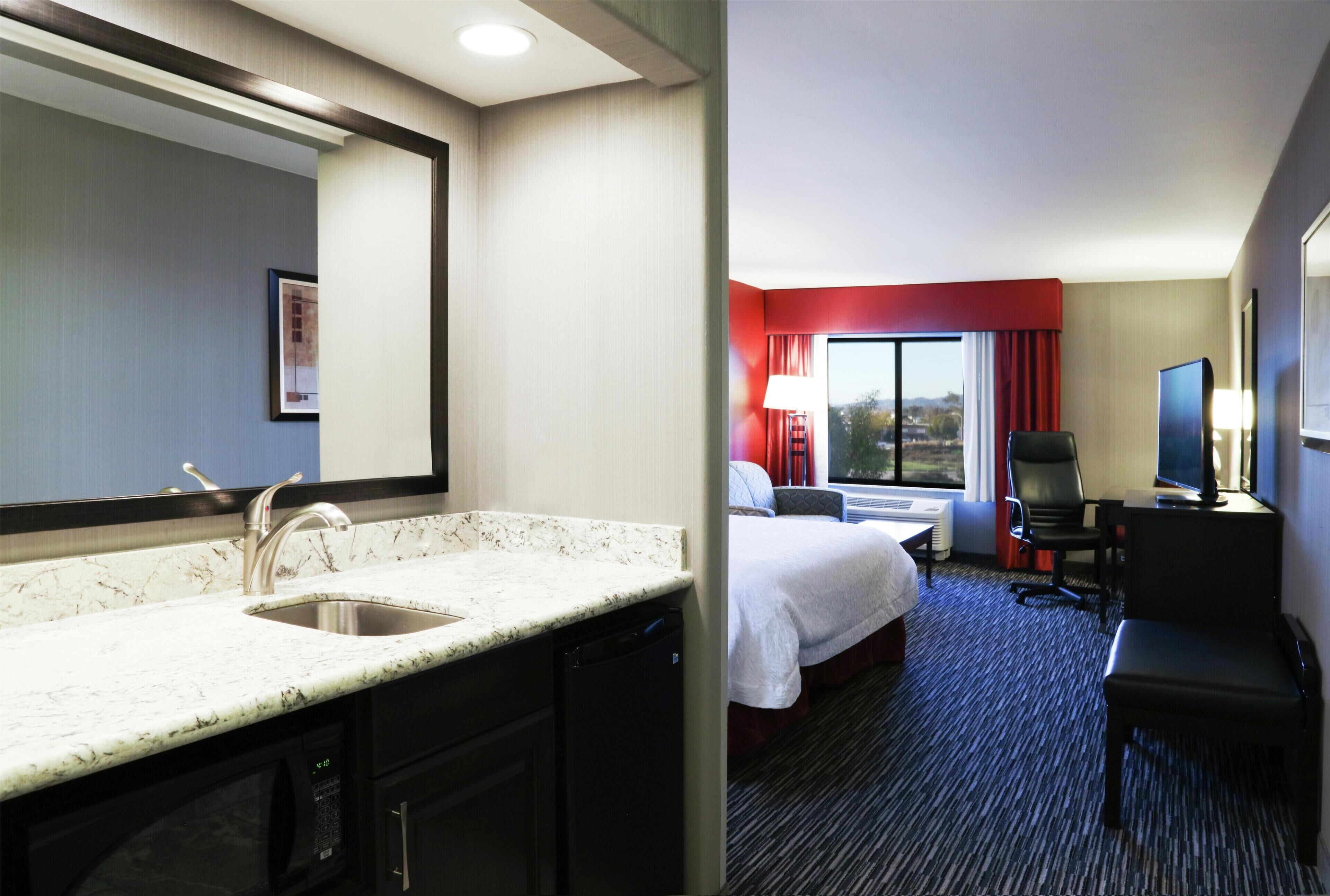 Photo - Hampton Inn & Suites Temecula