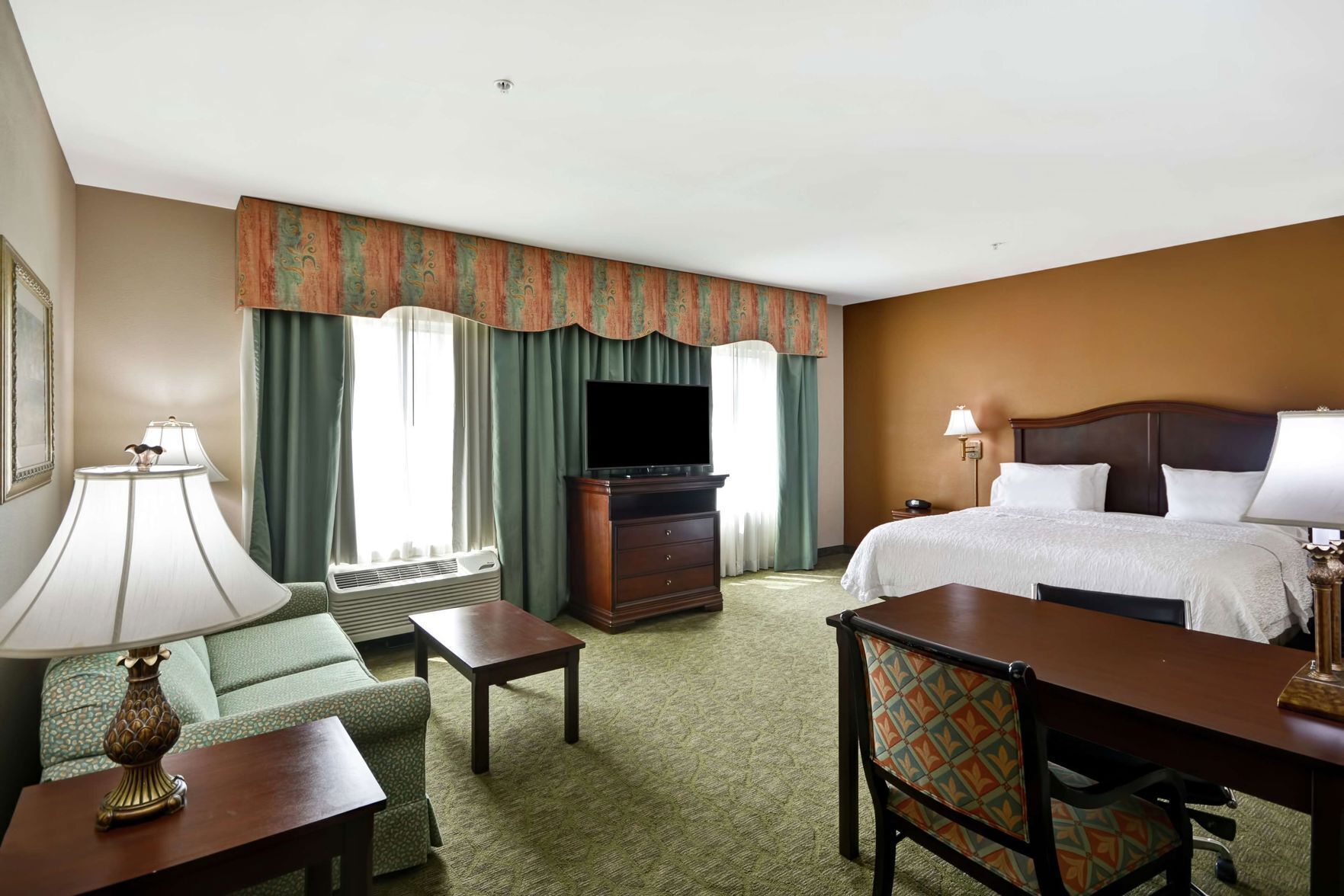 1 bedroom, iron/ironing board, cots/infant beds, WiFi