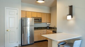 Premium bedding, in-room safe, cribs (free), rollaway beds (free) - Residence Inn by Marriott Rochester Mayo Clinic Area (Rochester)