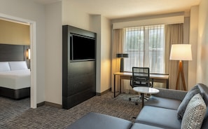 Suite, 1 Bedroom | Premium bedding, in-room safe, free cribs/infant beds - Residence Inn by Marriott Rochester Mayo Clinic Area (Rochester)