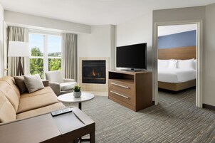 Suite, 2 Bedrooms, Fireplace | Fireplace