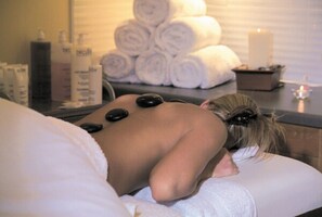 Körperbehandlungen, Aromatherapie, Ganzkörperwickelbehandlung