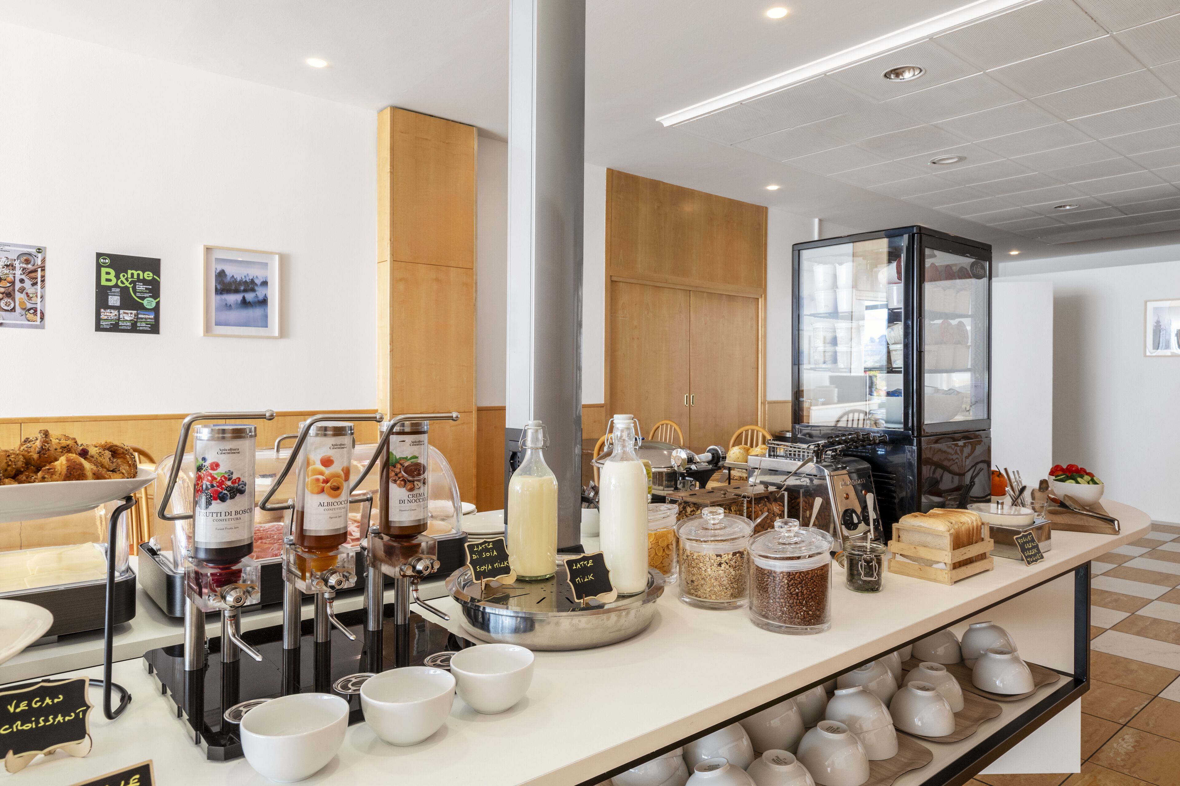 daily buffet breakfast (eur 9.50 per person)