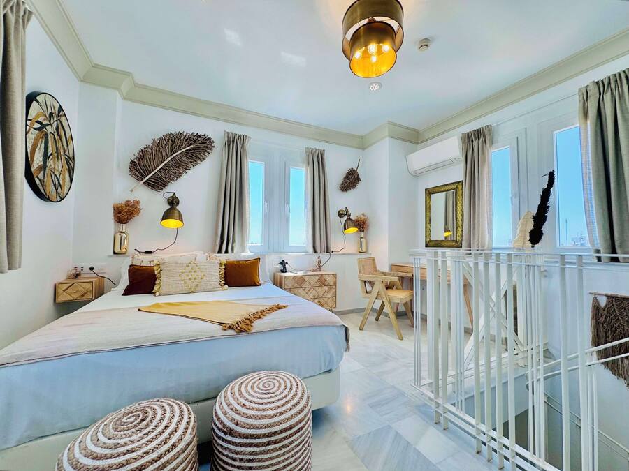 Dúplex Torre | Cortinas opacas, wifi gratis, ropa de cama