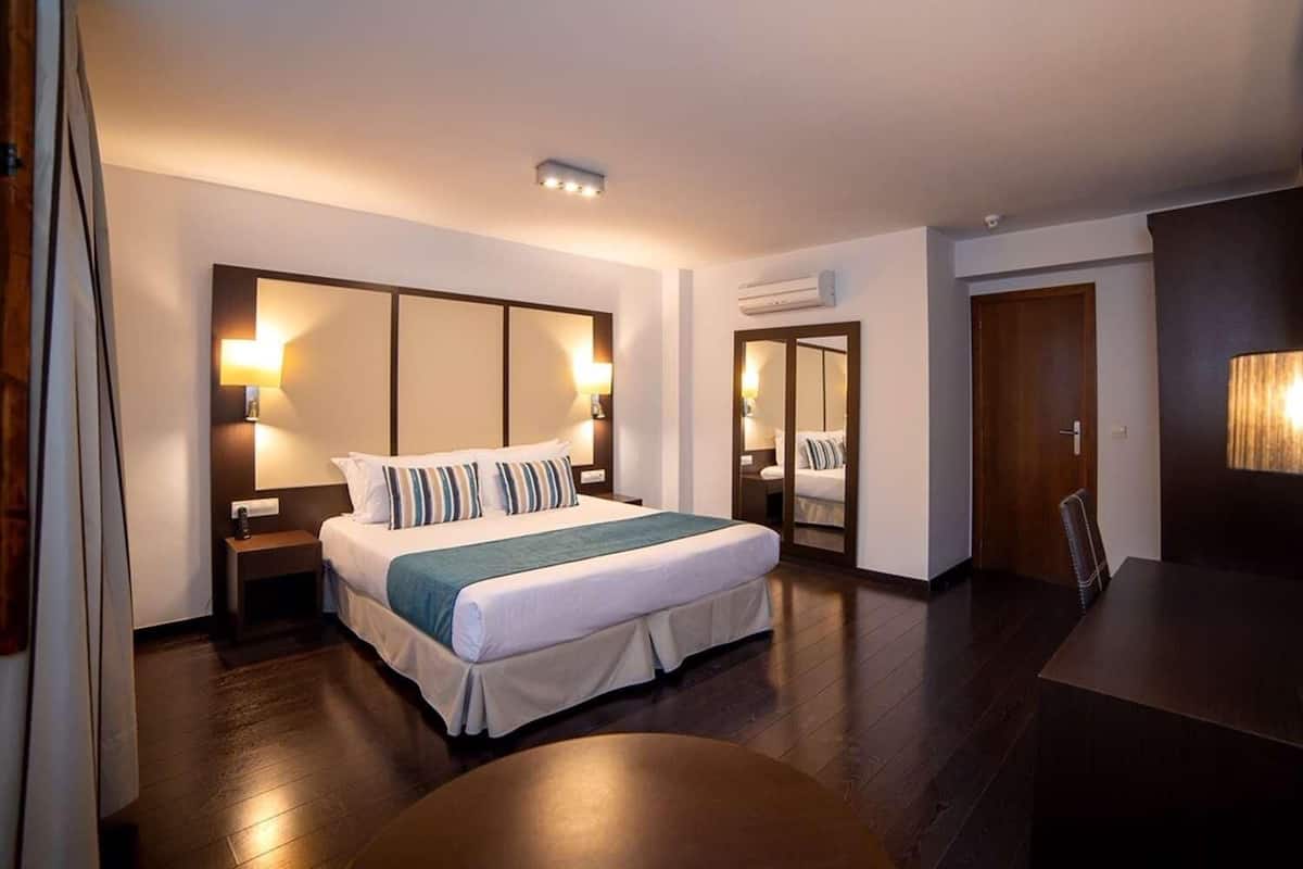 In-room safe, desk, laptop workspace, blackout drapes