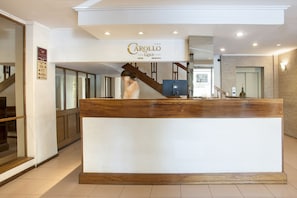 Reception - Hotel Carollo (Mendoza)