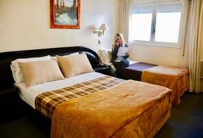 Premium bedding, Select Comfort beds, in-room safe, desk - Nutibara Hotel (Mendoza)