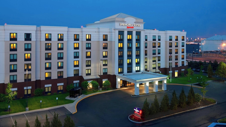 SpringHill Suites by Marriott Newark Liberty International