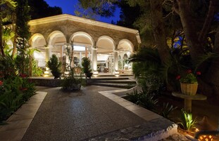 Entrada al alojamiento