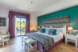 Premium bedding, down comforters, in-room safe, desk - Lago Garden Hotel & Spa (Capdepera)