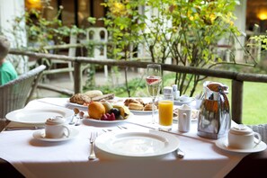 Breakfast area - Lago Garden Hotel & Spa (Capdepera)