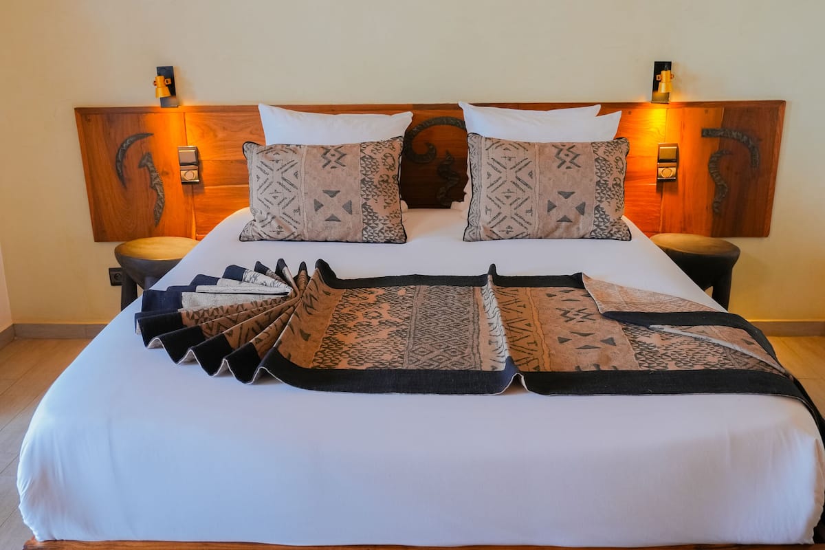 Standard Room | Seterika/papan seterika, cadar katil 