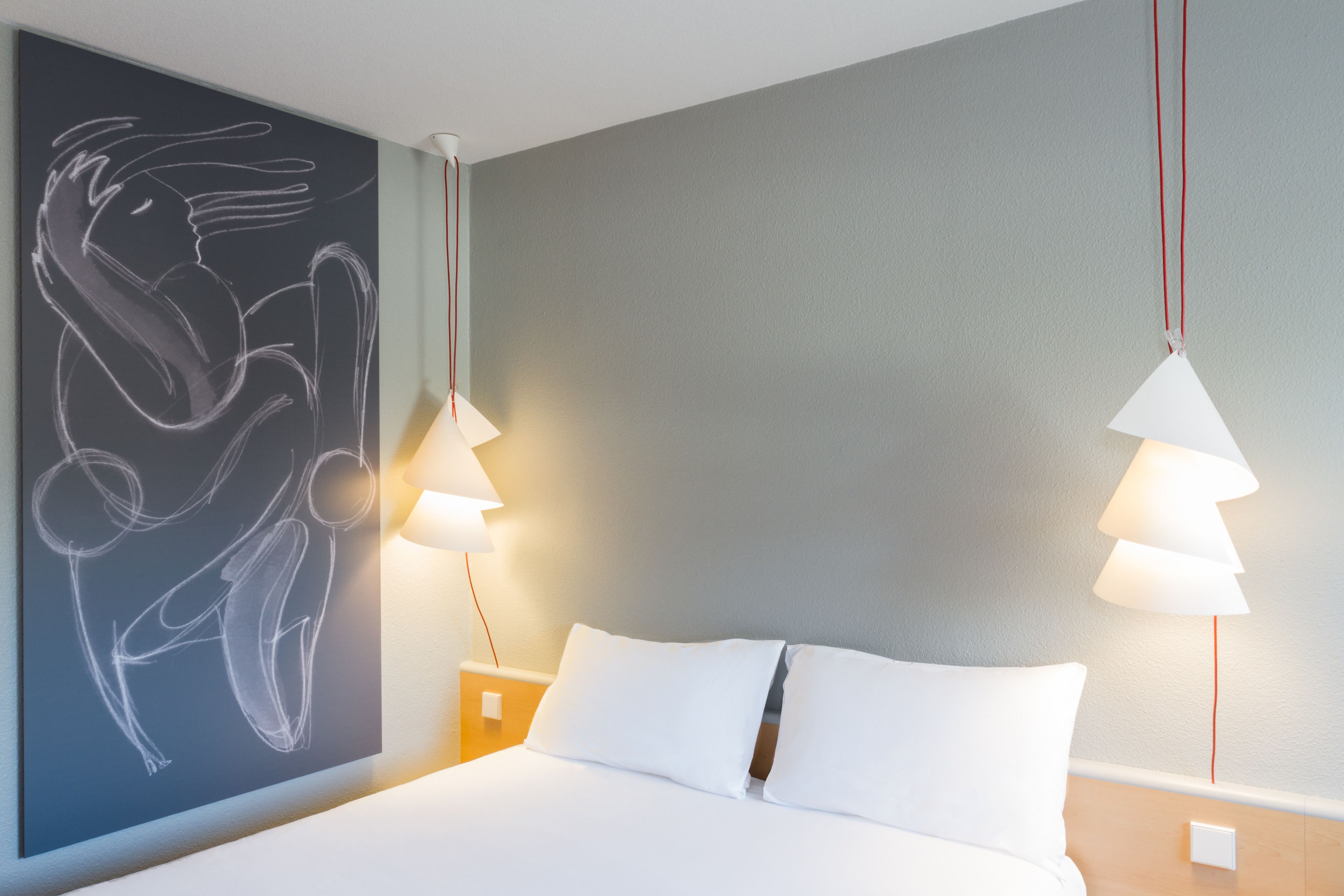 comfort room, 1 double bed | desk, laptop workspace, blackout curtains, soundproofing