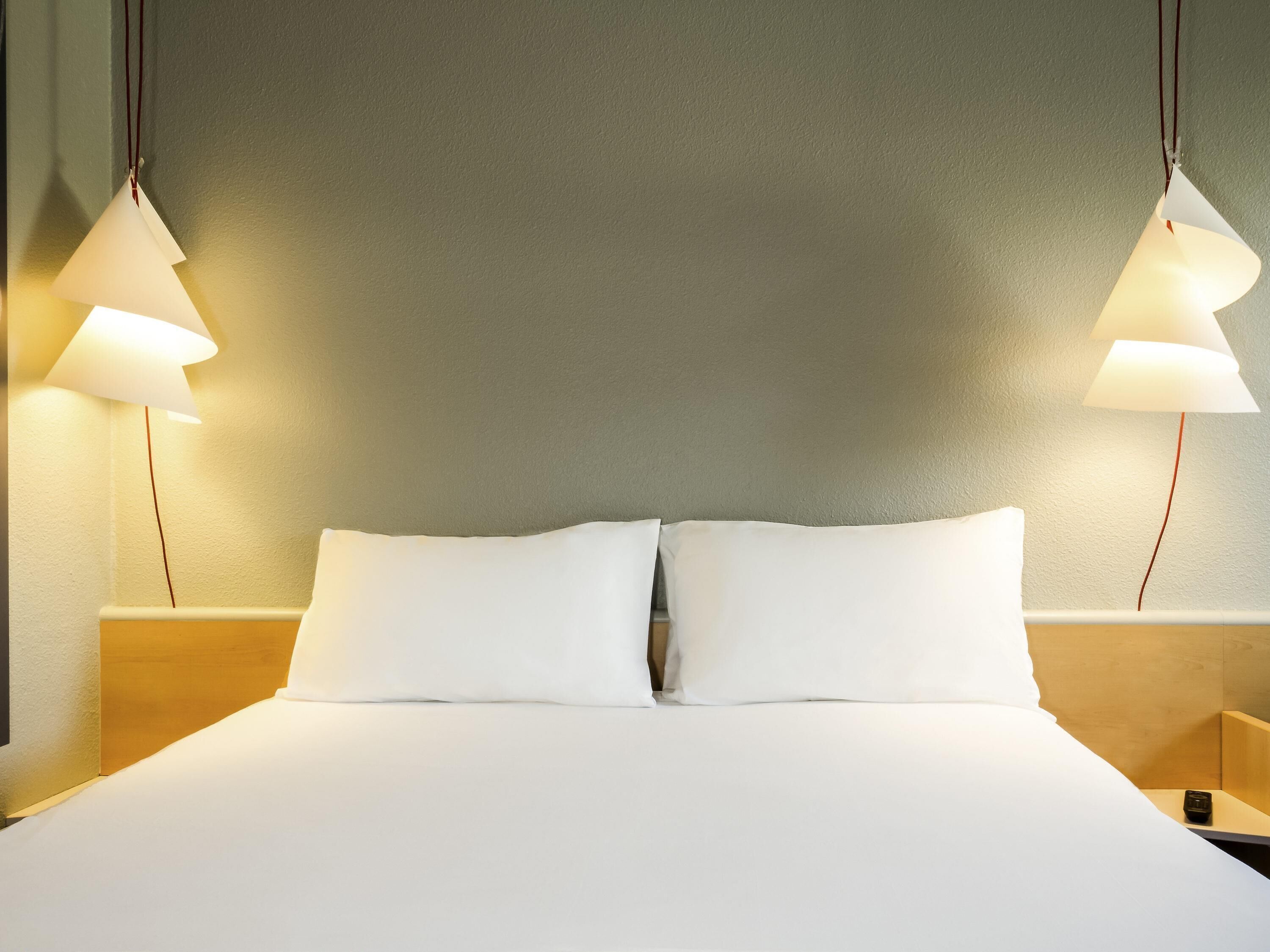 Comfort Room, 1 Double Bed | Desk, laptop workspace, blackout drapes, soundproofing