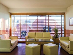 Bar (on property) - ibis Porto Sao Joao (Porto)