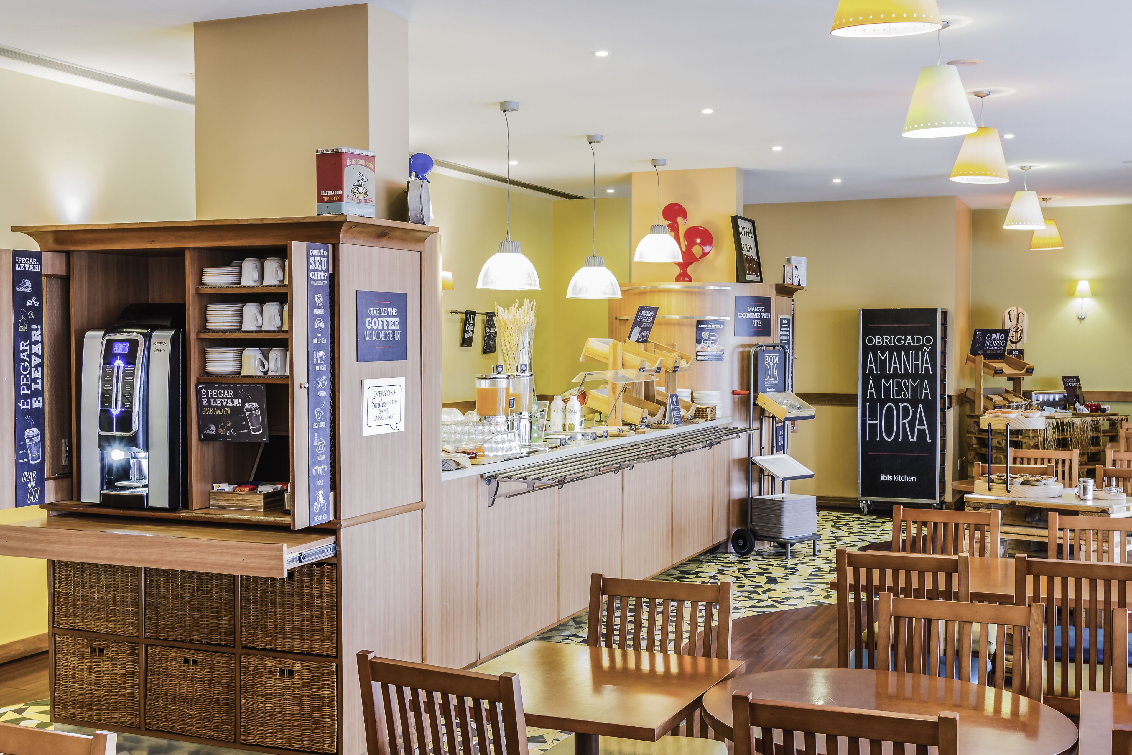 daily buffet breakfast (eur 9.5 per person)