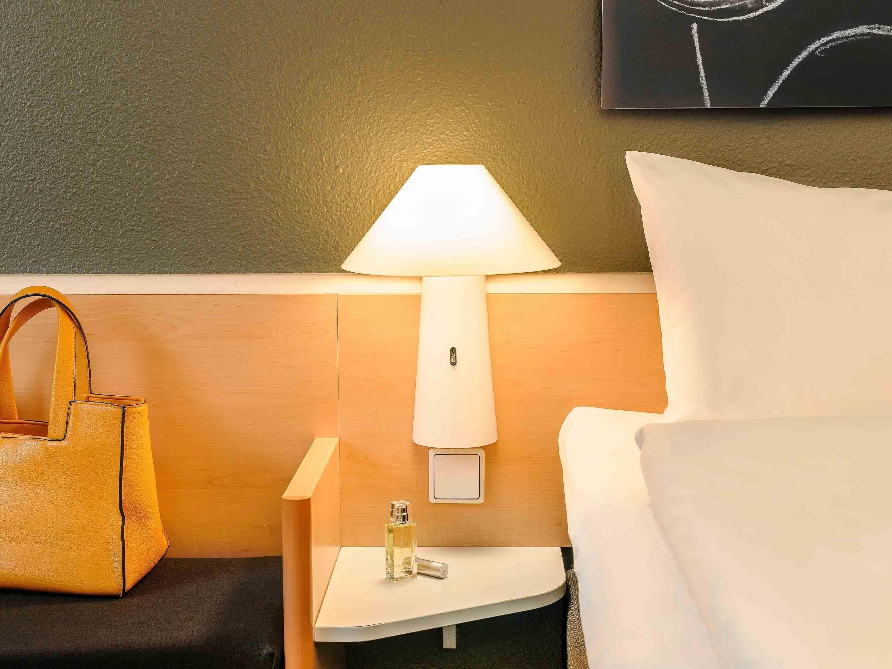 Standard Room, 2 Twin Beds | In-room safe, desk, iron/ironing board, free cribs/infant beds