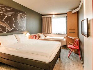 Standard Double Room, 1 Double Bed | In-room safe, desk, iron/ironing board, free cribs/infant beds