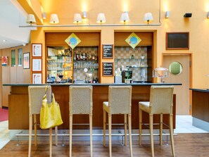 Bar (in der Unterkunft)