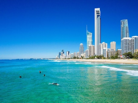 Vista a la playa o al mar. Karana Palms Resort