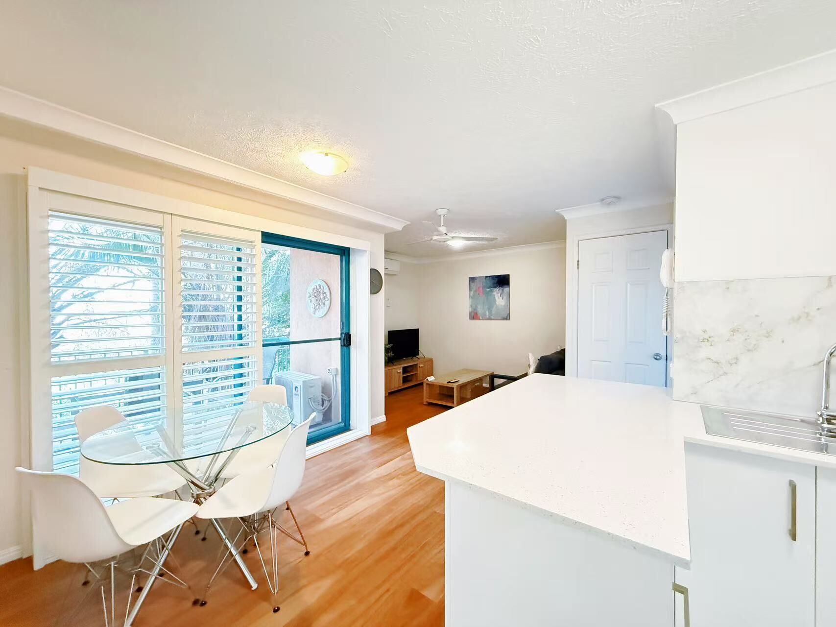 Apartment, 1 Bedroom | Living room | Flat-screen TV