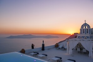 View from property - The Tsitouras Collection Hotel (Santorini)