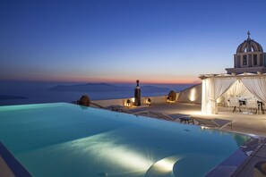 Terrace/patio - The Tsitouras Collection Hotel (Santorini)