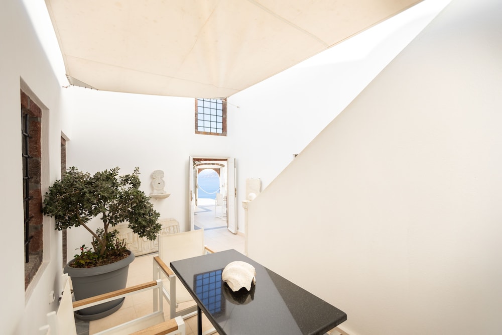 The Tsitouras Collection by null