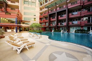 Exterior - Blue Ocean Resort (Patong)