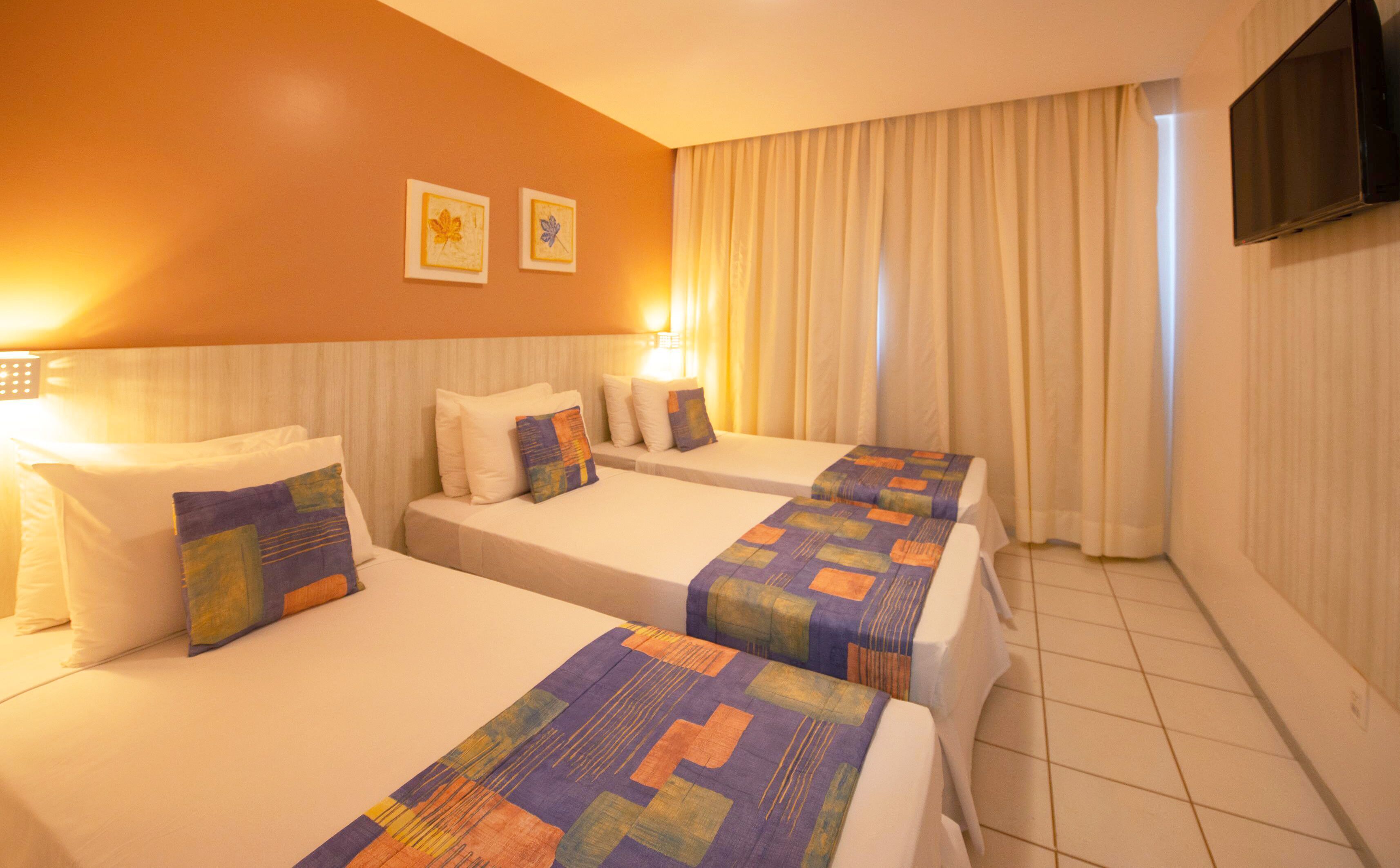 Minibar, coffre-fort pour ordinateur portable, bureau