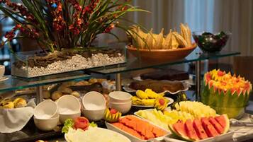 Tägliches inbegriffenes großes Frühstück