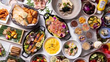 Daily buffet breakfast for a fee