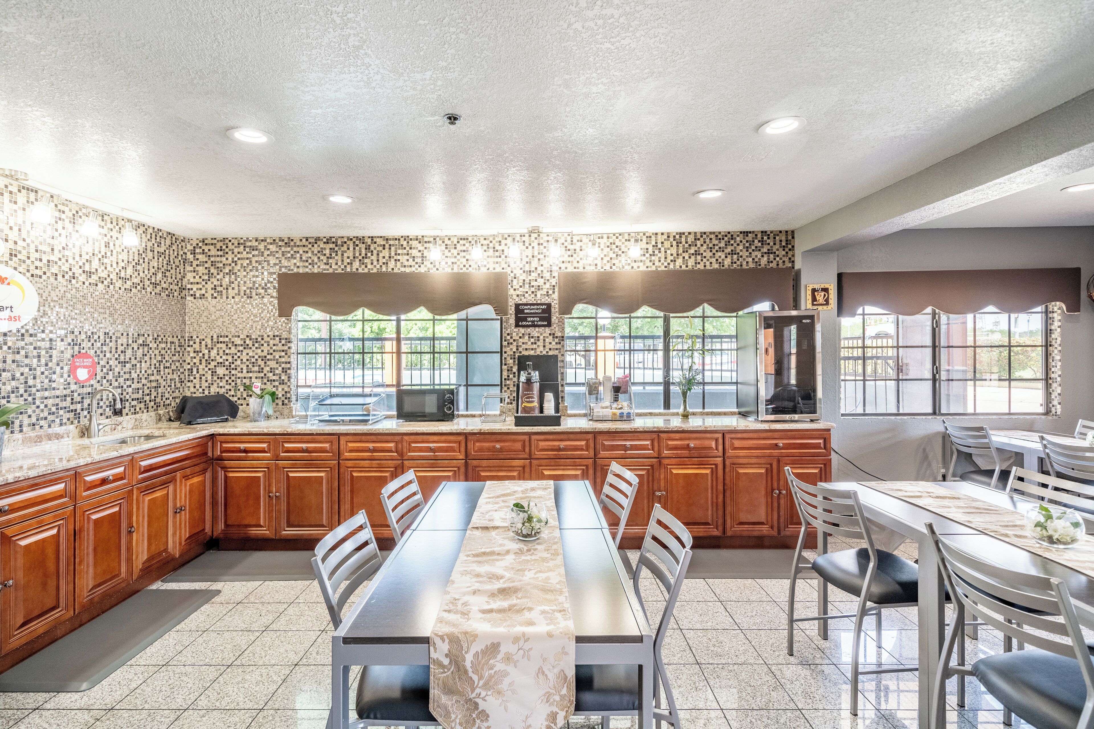 Foto - Super 8 by Wyndham San Antonio/Riverwalk Area