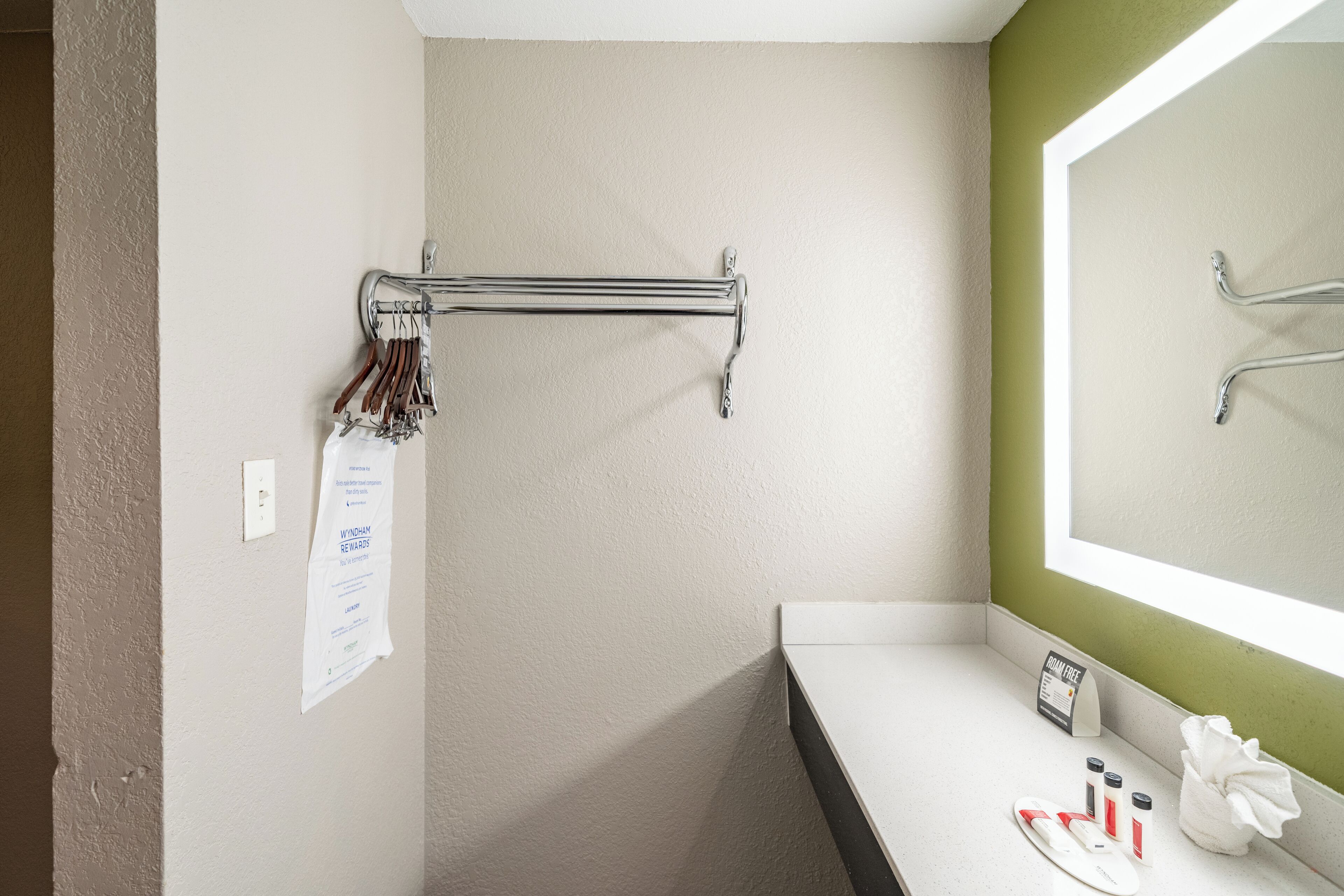 Foto - Super 8 by Wyndham San Antonio/Riverwalk Area